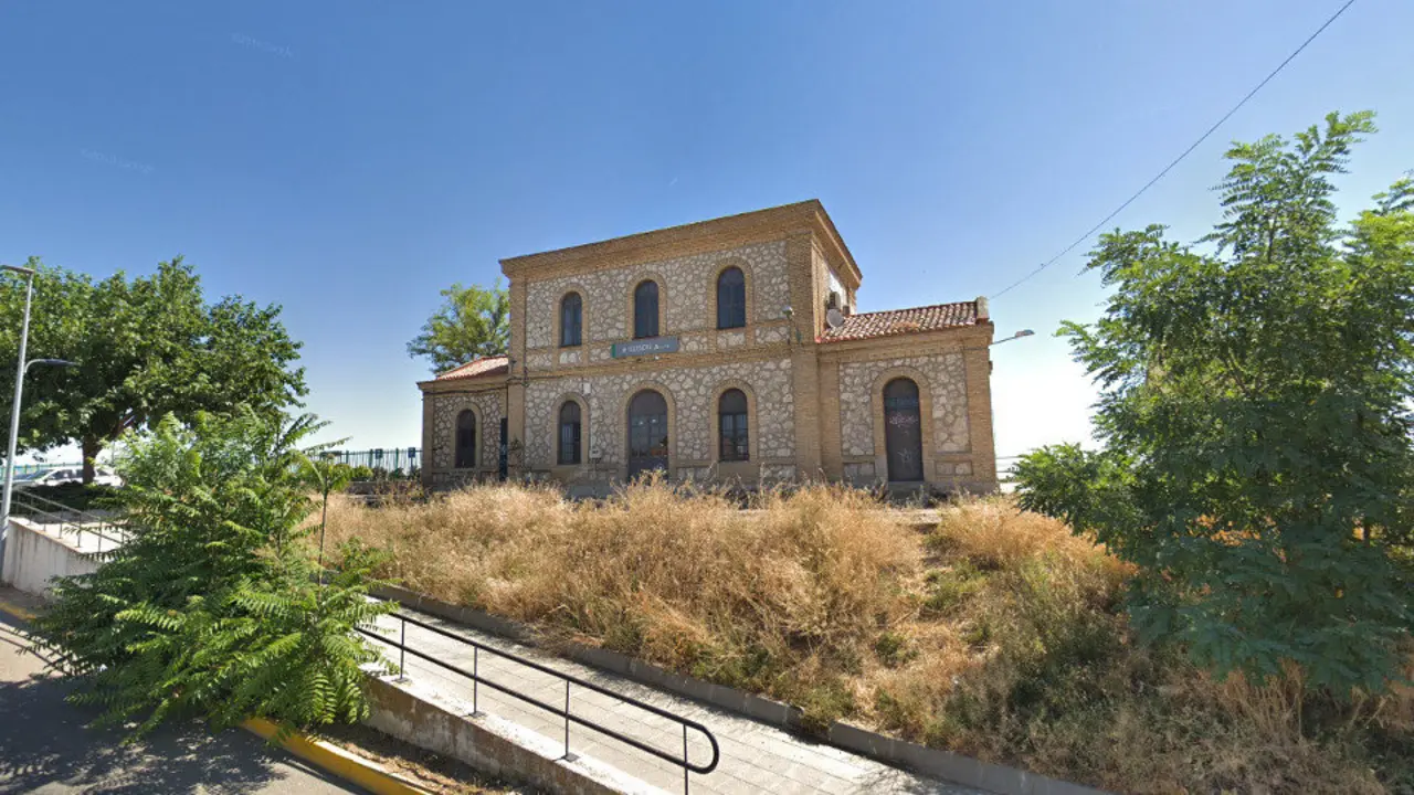 El trágico suceso se produjo en las proximidades de la estación de tren de Illescas. GOOGLE MAPS