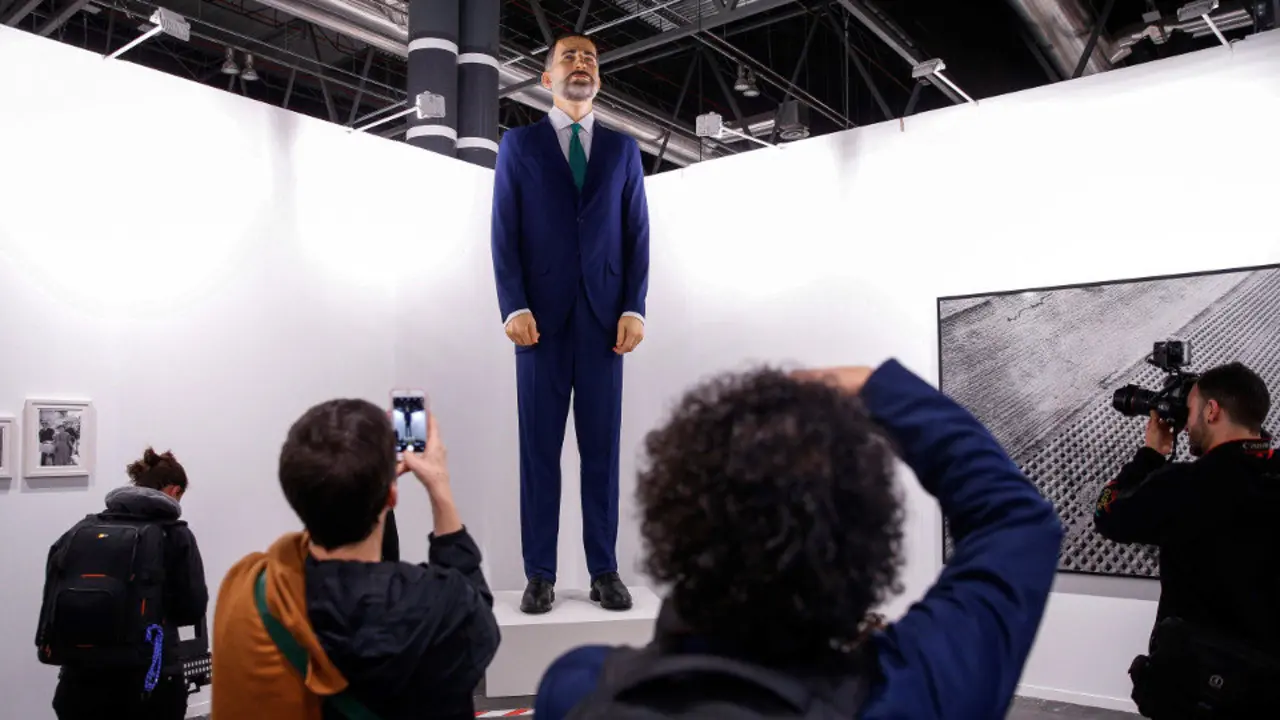 El ninot del rey Felipe. EMILIO NARANJO (EFE)