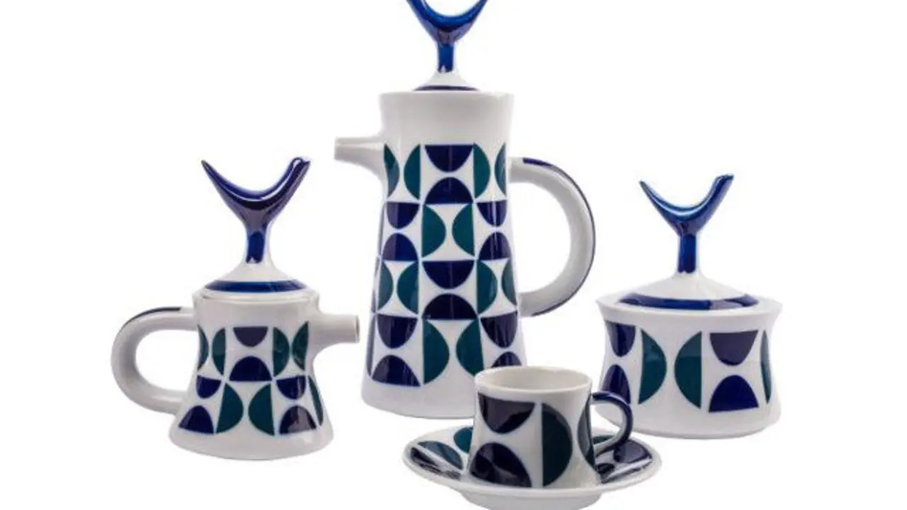 El juego de café publicado en el suplemento de The Times. EP