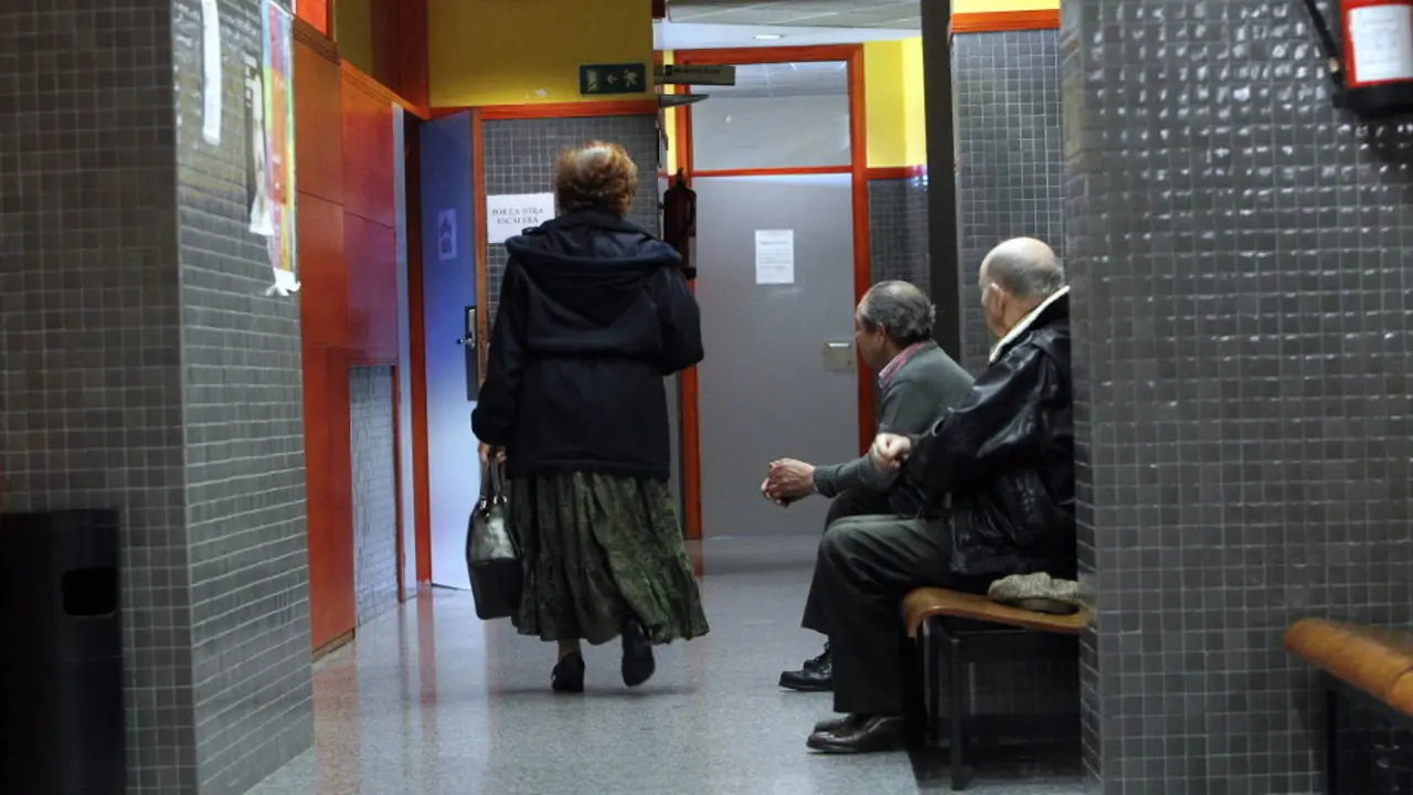 Foto de arquivo dunha sala de espera dun centro de saúde. XESÚS PONTE (AEP)