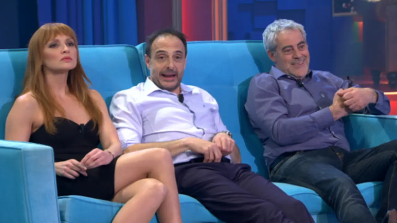 Cristina Castaño e Carlos Blanco xunto a Roberto Vilar en Land Rober TVG