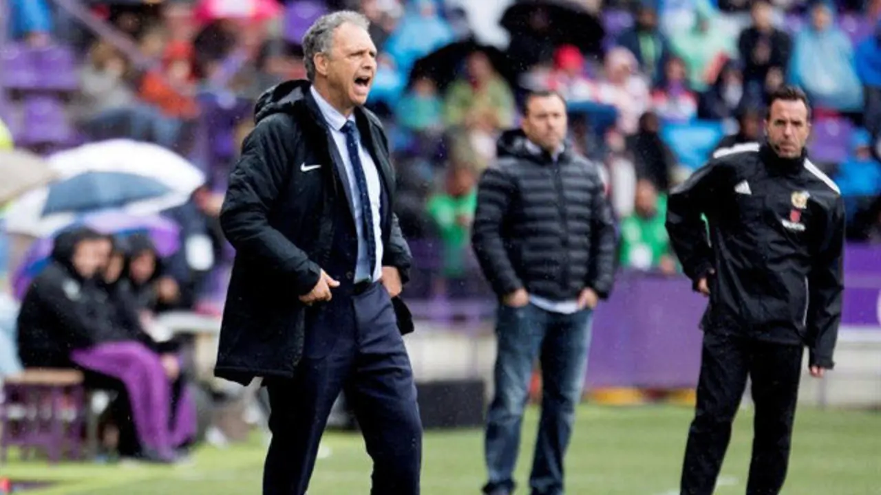 El entrenador del Sevilla Joaquín Caparrós. EFE