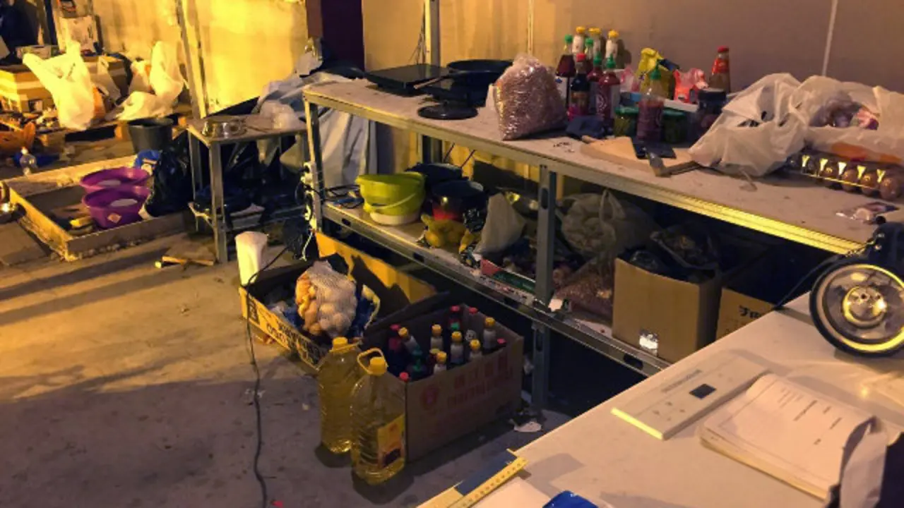 Objetos incautados en la operación con ramificaciones en Ourense. EP