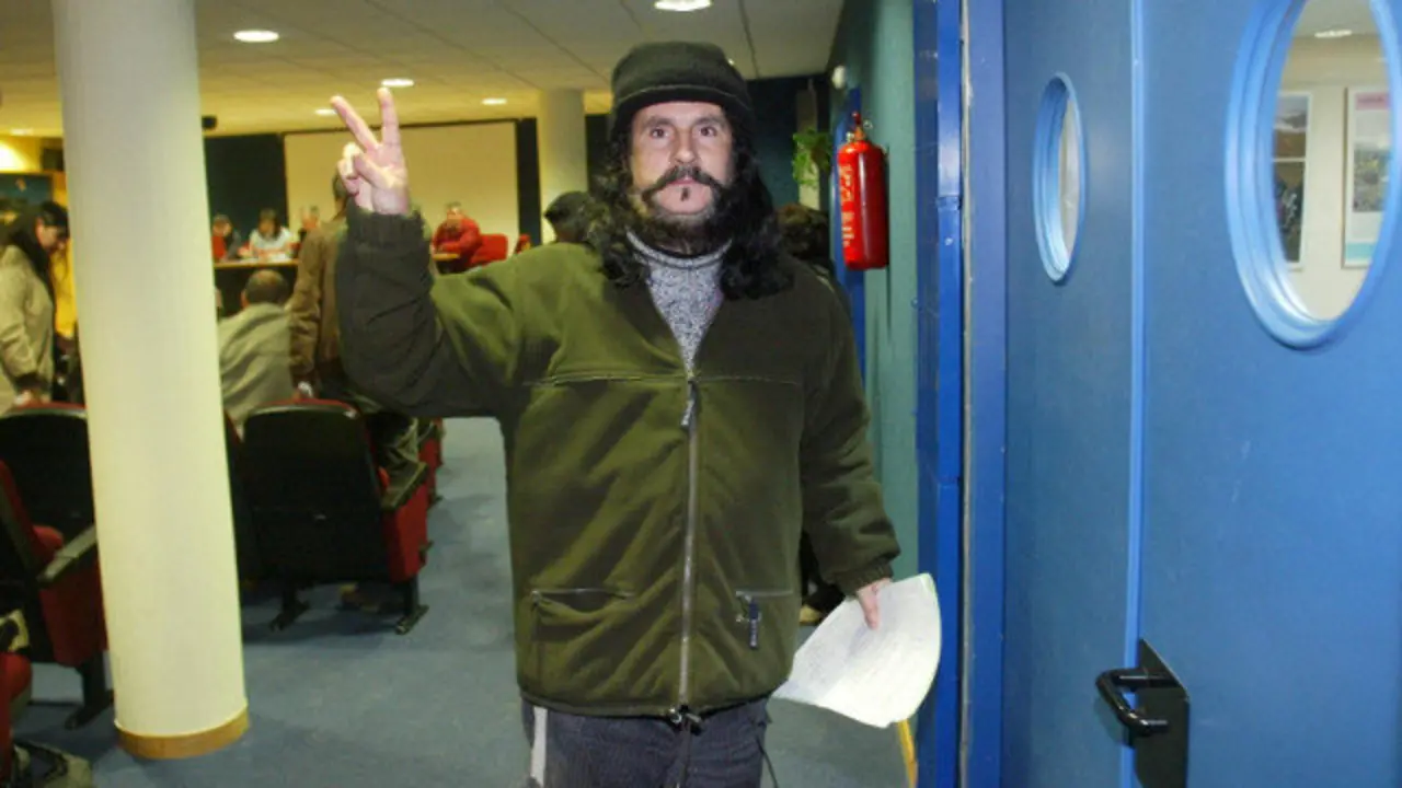 José Estanga, el alcalde rockero de Oencia