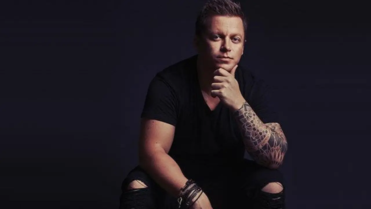 El DJ Adam Sky. INSTAGRAM