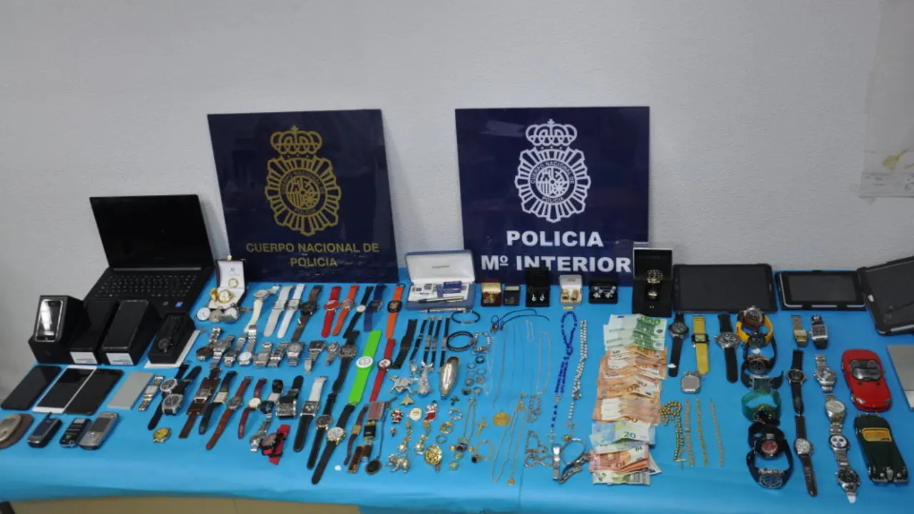 Material incautado en la operación. EP