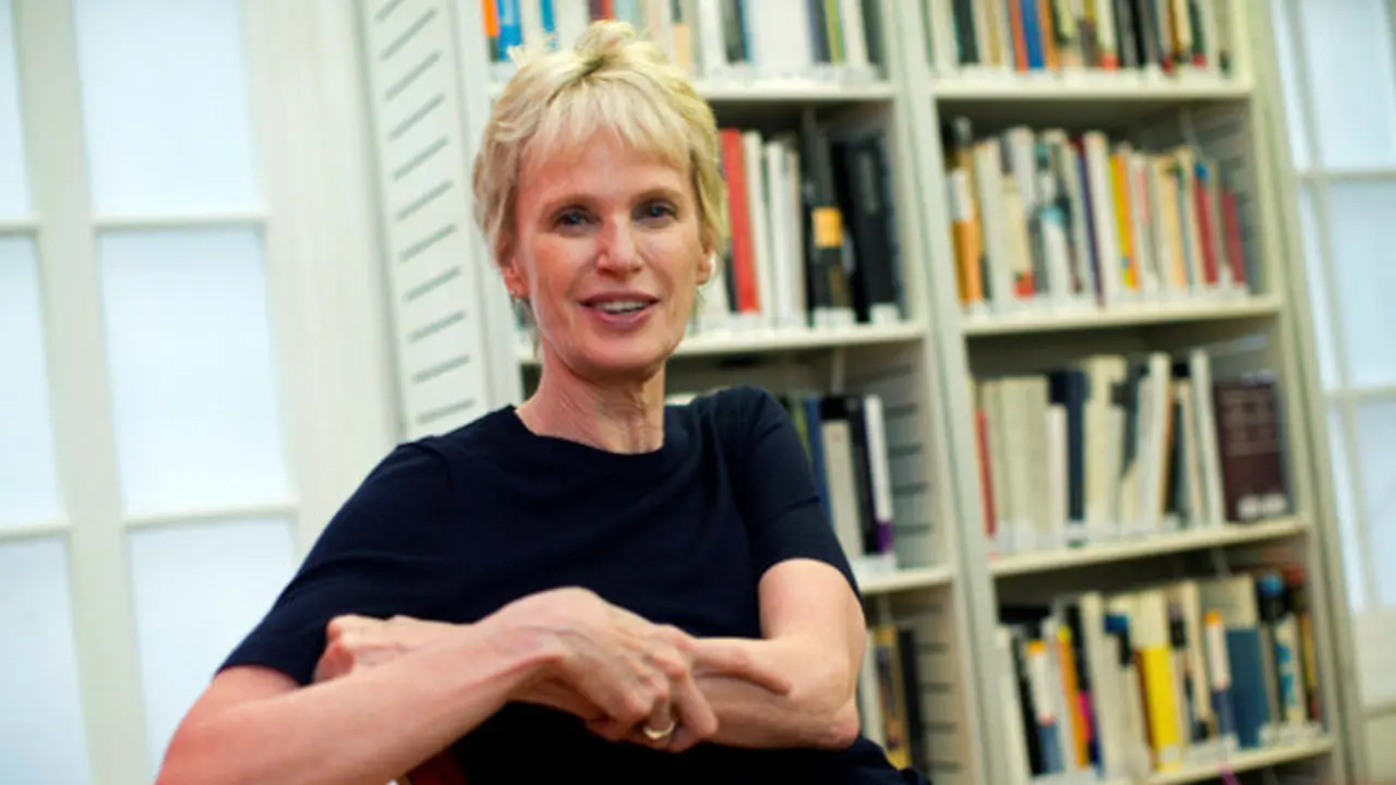 Siri Hustvedt posa durante unha rolda de prensa no Instituto Cervantes de Londres. ISABEL INFANTES (EFE)