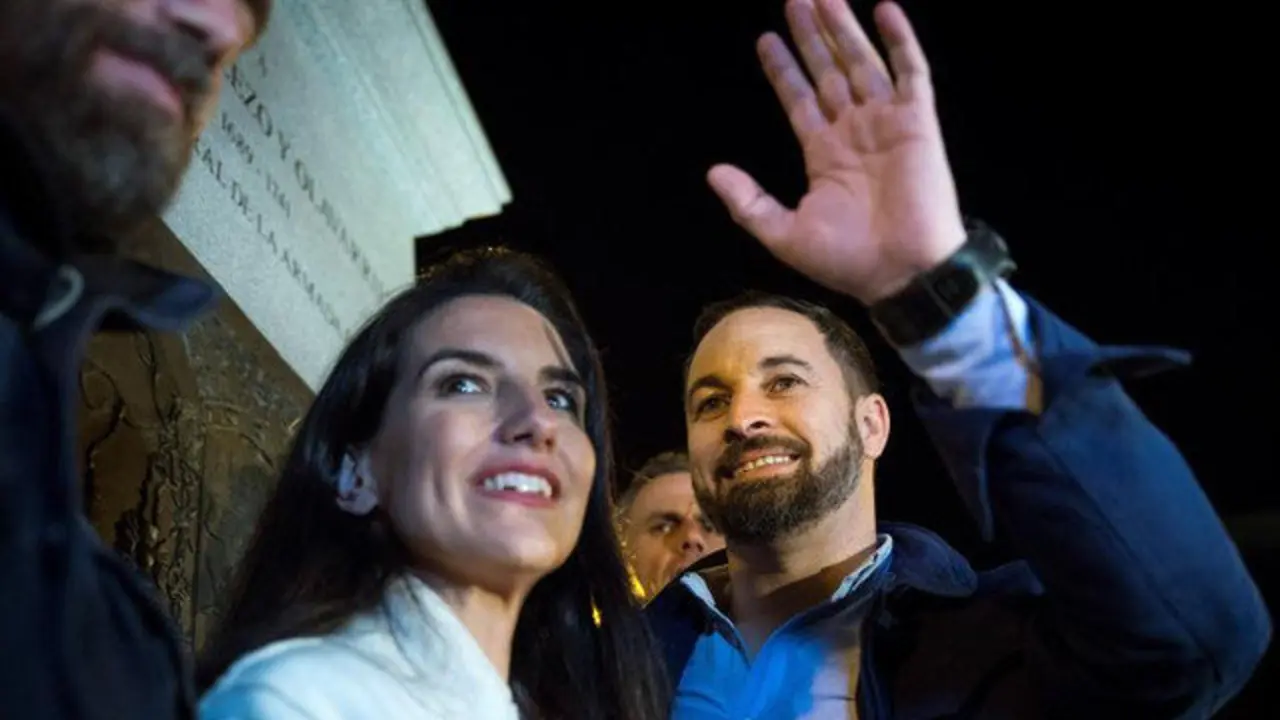 El líder de Vox, Santiago Abascal, y Rocio Monasterio. EFE