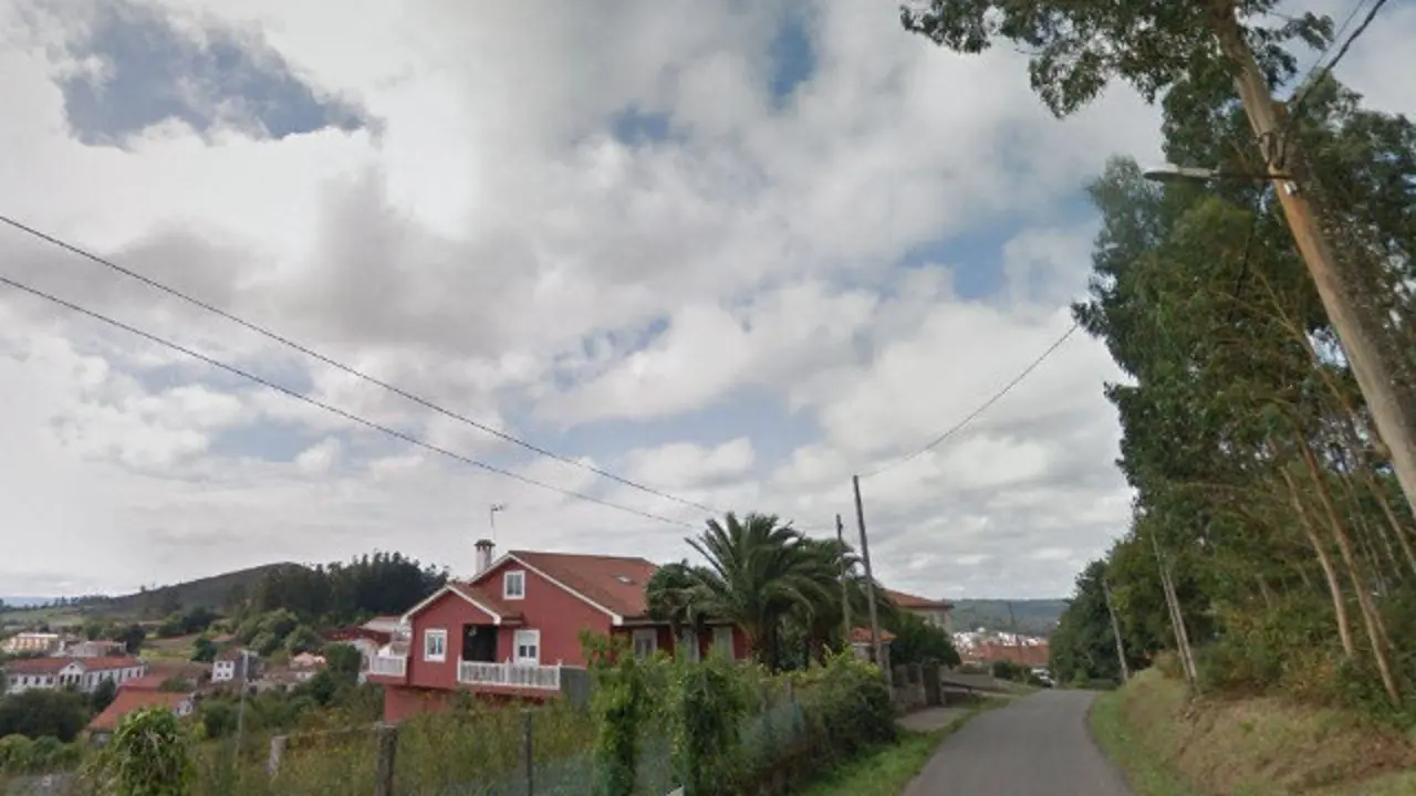 Los hechos ocurrieron en la Rúa Pena María, cerca del centro comercial As Cancelas. GOOGLE MAPS