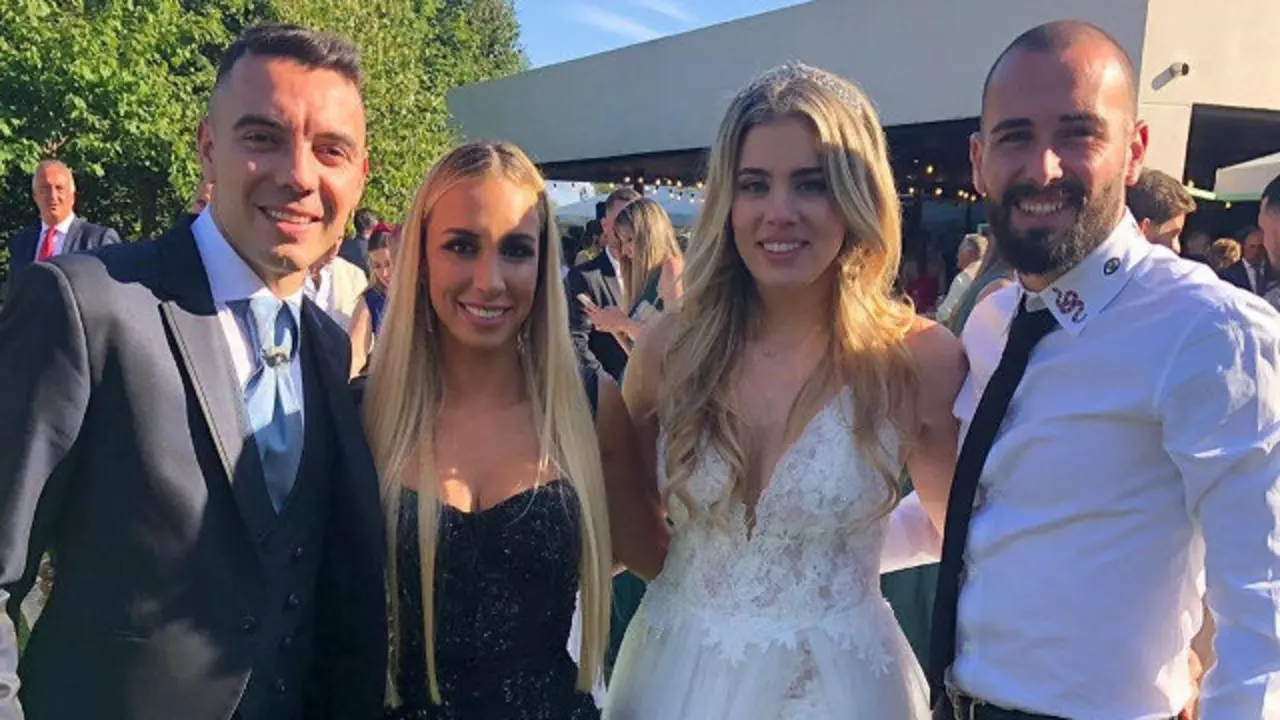 Aspas e Rueda xunto a Aleix Vidal e a súa parella. INSTAGRAM