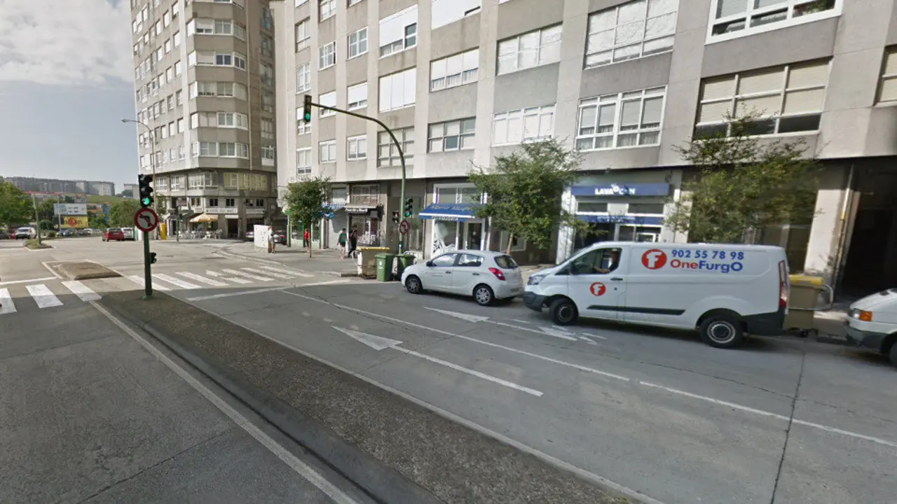 El cuerpo fue descubierto a la altura del número 300 de la Ronda de Outeiro. GSV