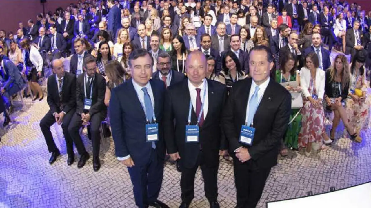 Convención de Abanca en Portugal. TWITTER