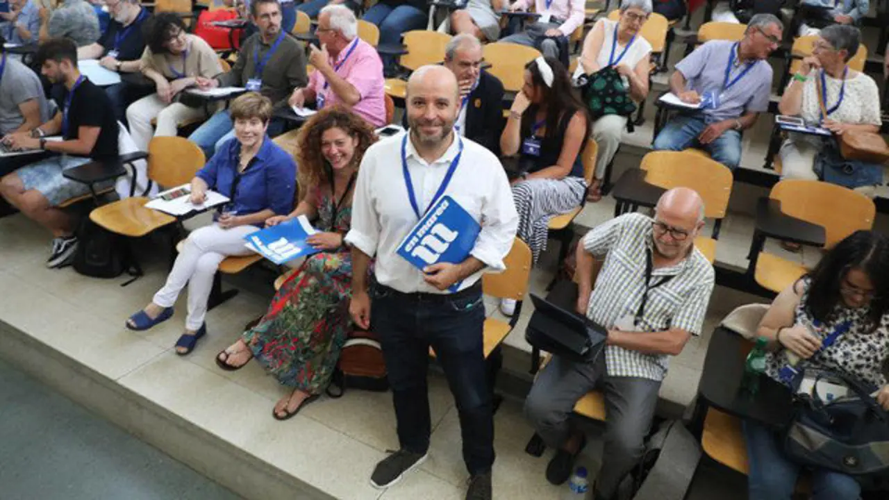 Luís Villares, en la facultad de Económicas de la USC. EFE