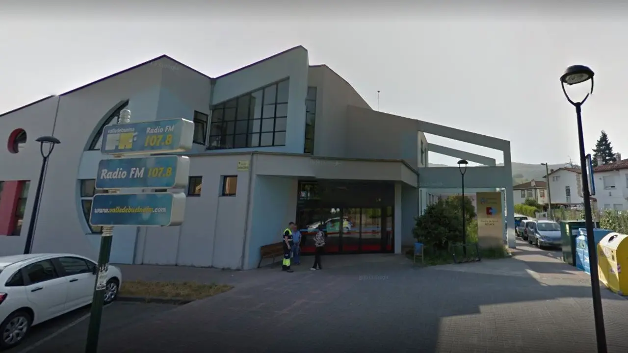 Centro de sa&uacute;de de Los Corrales de Buelna (Cantabria). GOOGLE MAPS