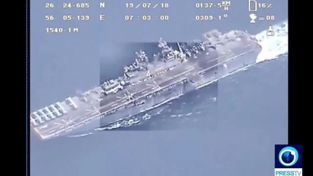 Un barco, en el estrecho de Ormuz. EFE