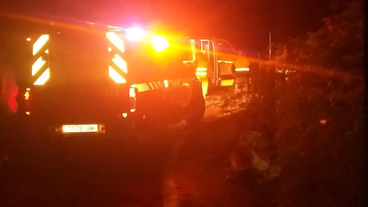 El caballo yace muerto junto al arc&eacute;n. AMA