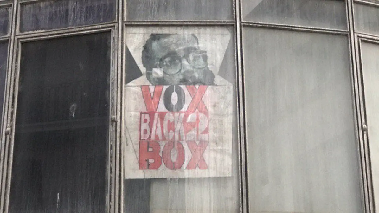 Cartel con la imagen de Ortega Lara aparecido en Burgos. TWITTER