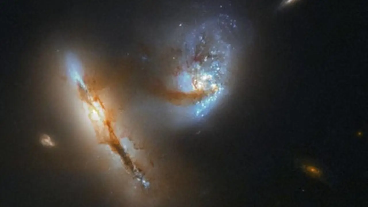 Dos galaxias. HUBBLE