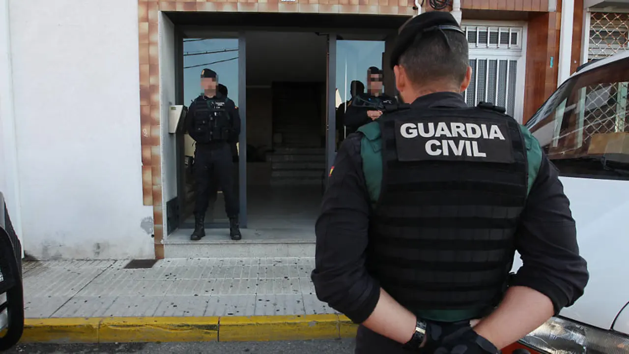 Registro en la operación en O Salnés. EMILIO MOLDES