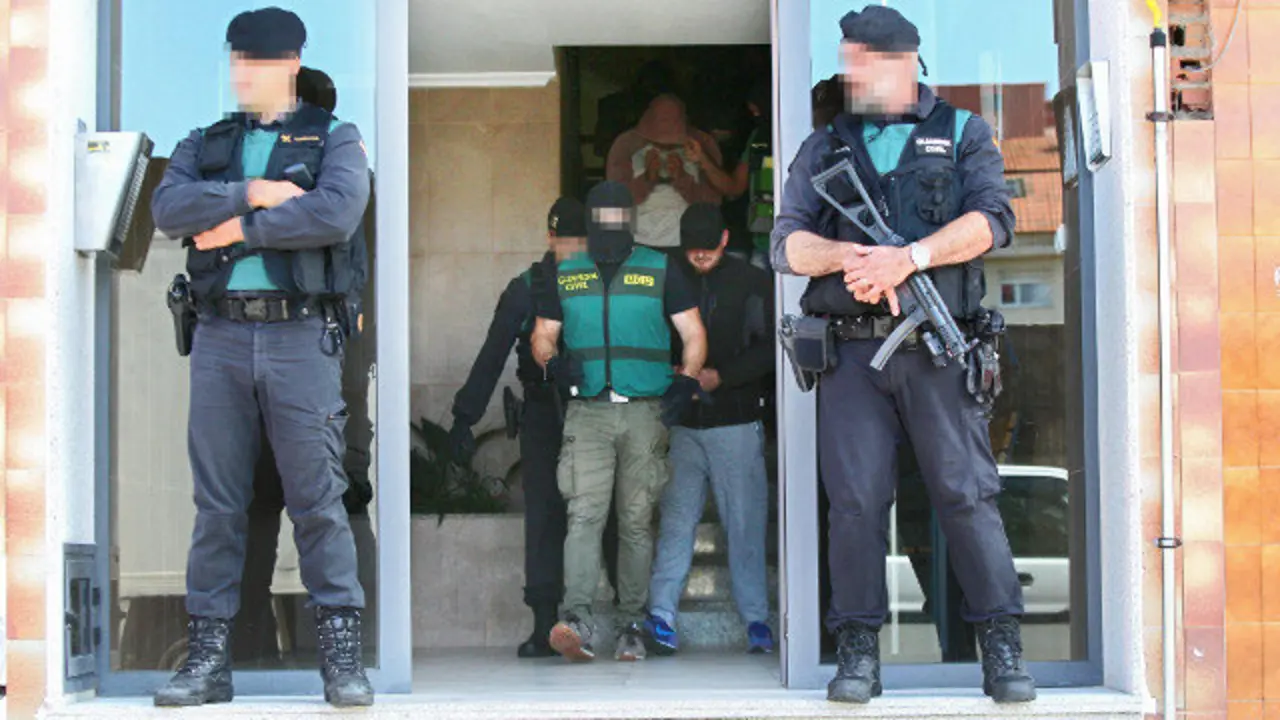 Emilio vilanova de Arousa registro policial en  operación antidroga