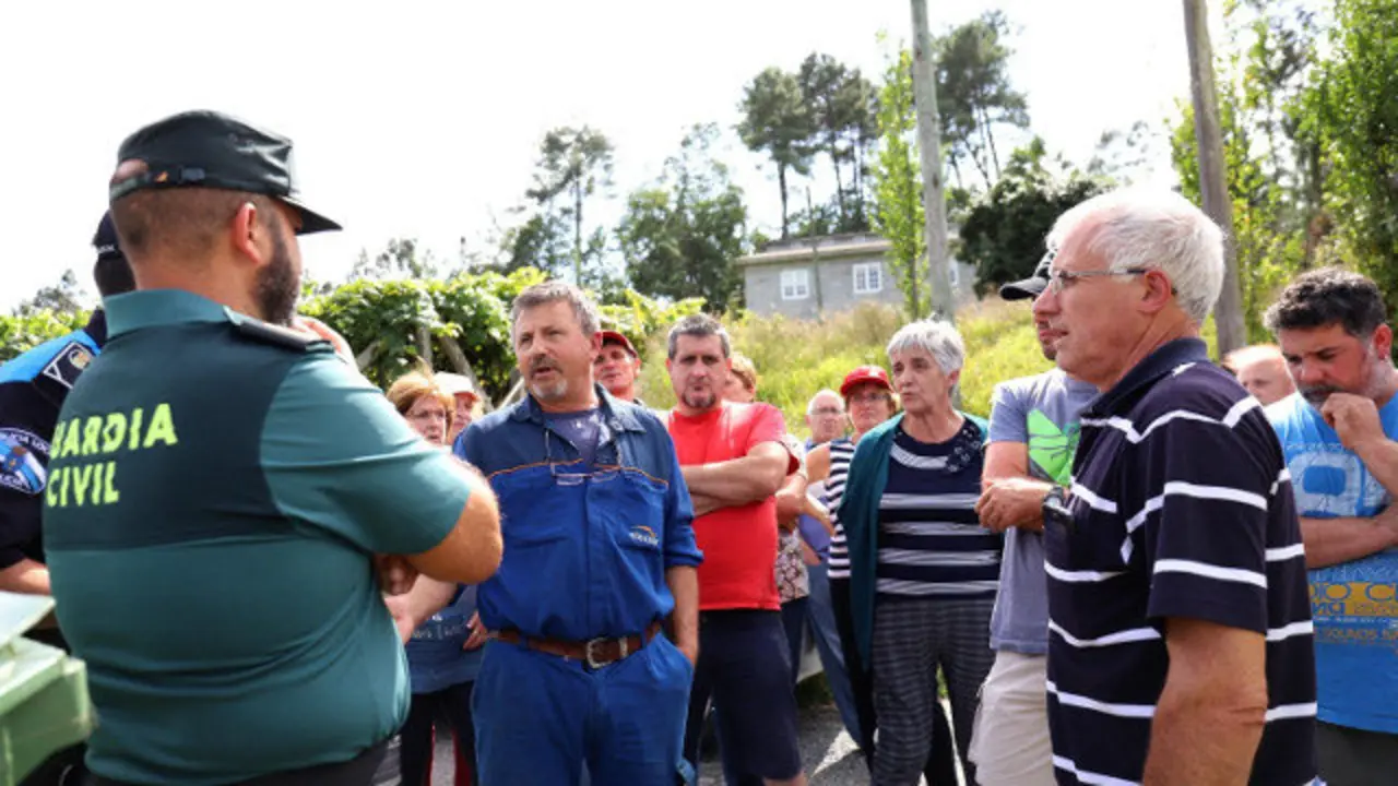 Dispositivo de procura na Estrada. PATRICIA FIGUEIRAS
