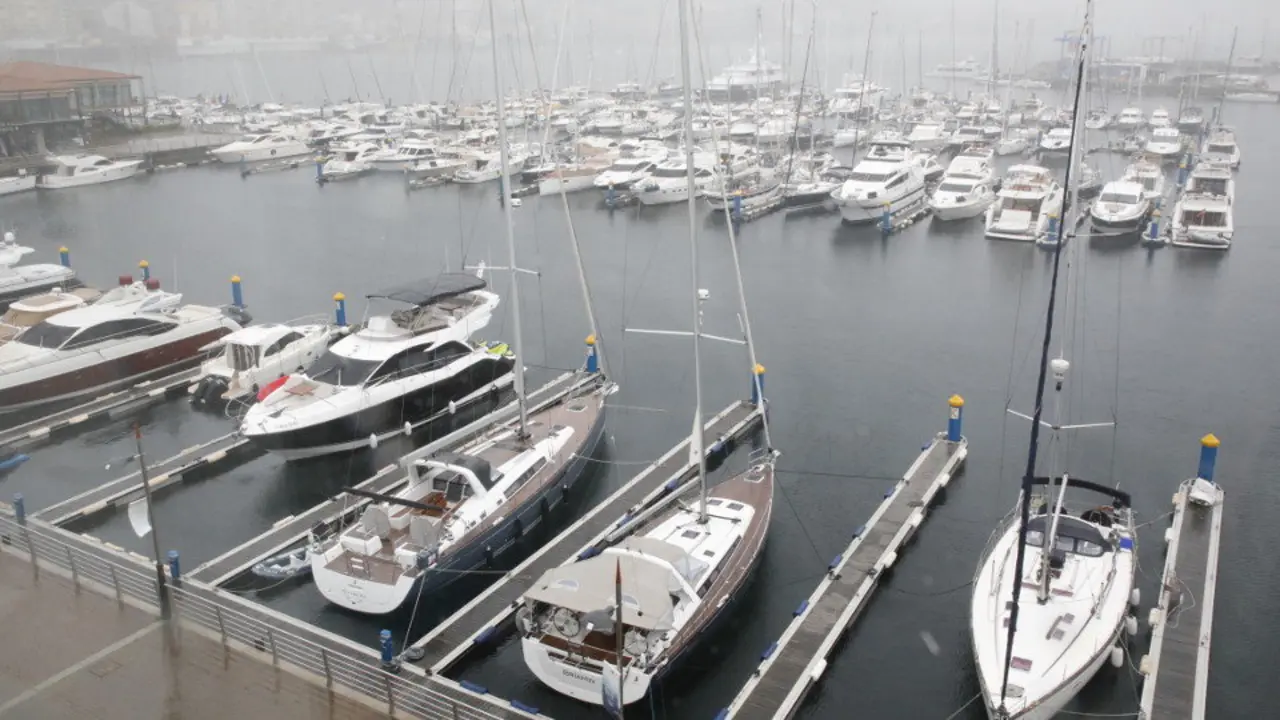 OUBIÑA Playa de Silgar Vacia_Atascos_LLuvia_Puerto Deportivo