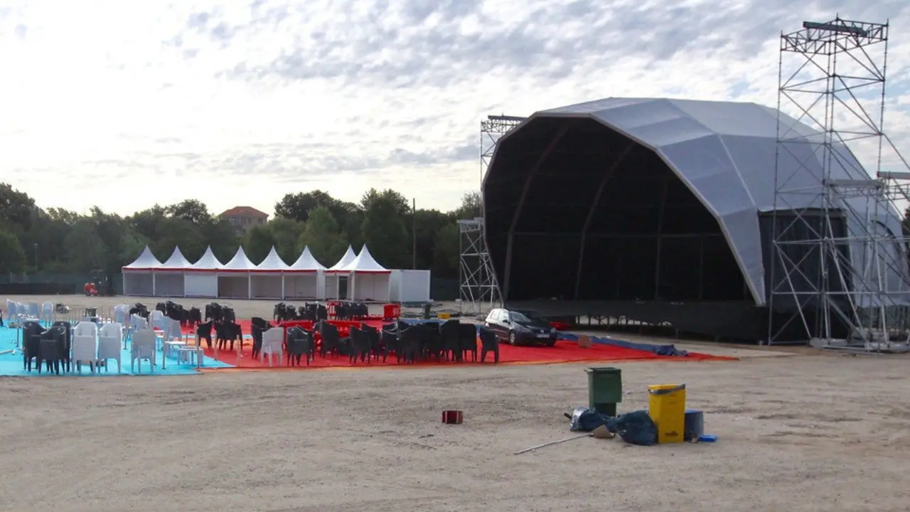 Estado del recinto del Maestral días después de la cancelación del evento. RAFA FARIÑA