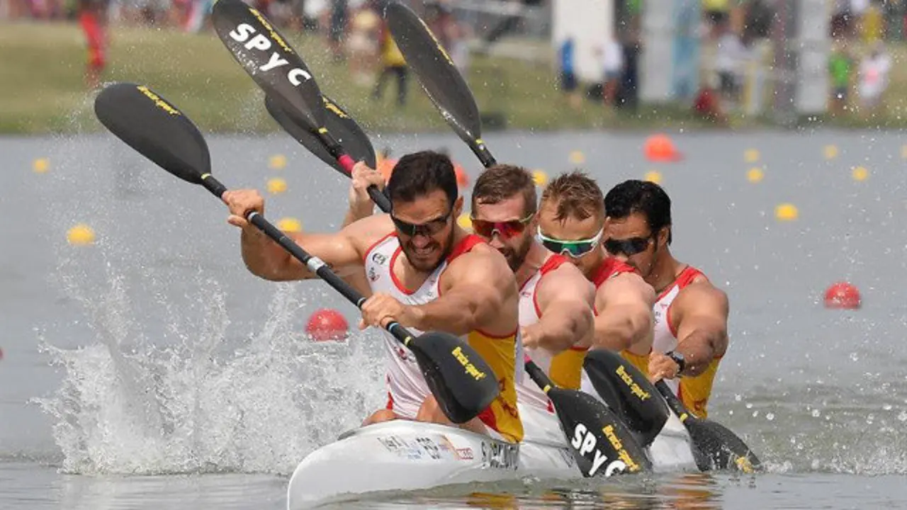 Integrantes del equipo español. EFE