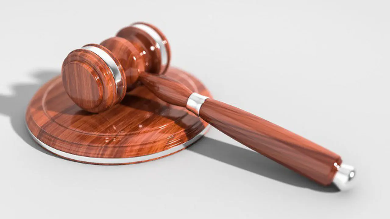 Unha maza dun xuíz. AEP