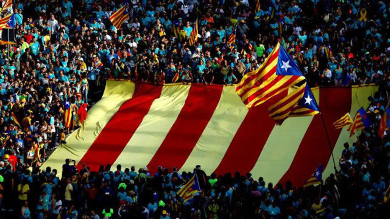 Una estelada en la Diada. ALBERTO ESTÉVEZ