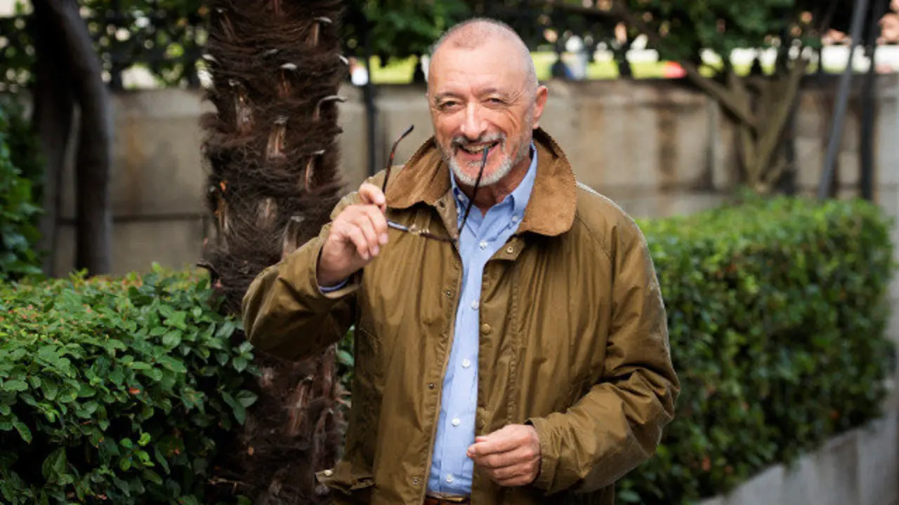 O escritor e académico Arturo Pérez-Reverte. LUCA PIERGIOVANNI (EFE)