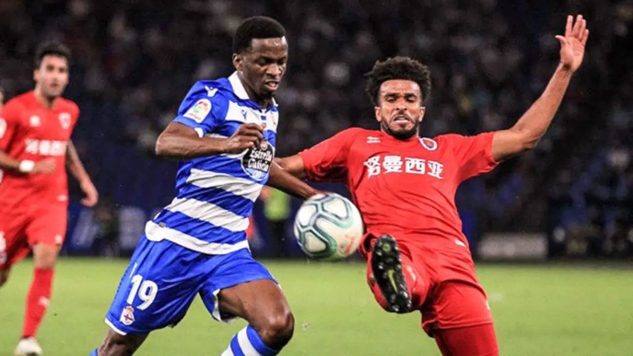 Un instante do partido ante o Numancia. TWITTER (@RCDeportivo)