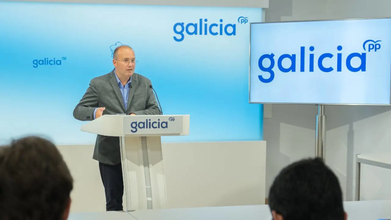Presentación del nuevo logotipo del PP de Galicia. TWITTER