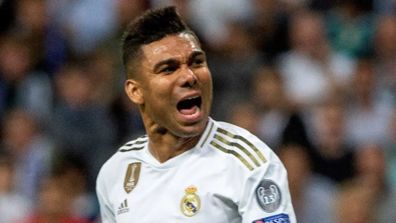 Casemiro, durante o partido no Bernabeu.JUANJO MARTÍN (Efe)