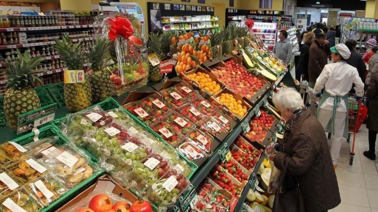 Alimentos nun supermercado. ARQUIVO