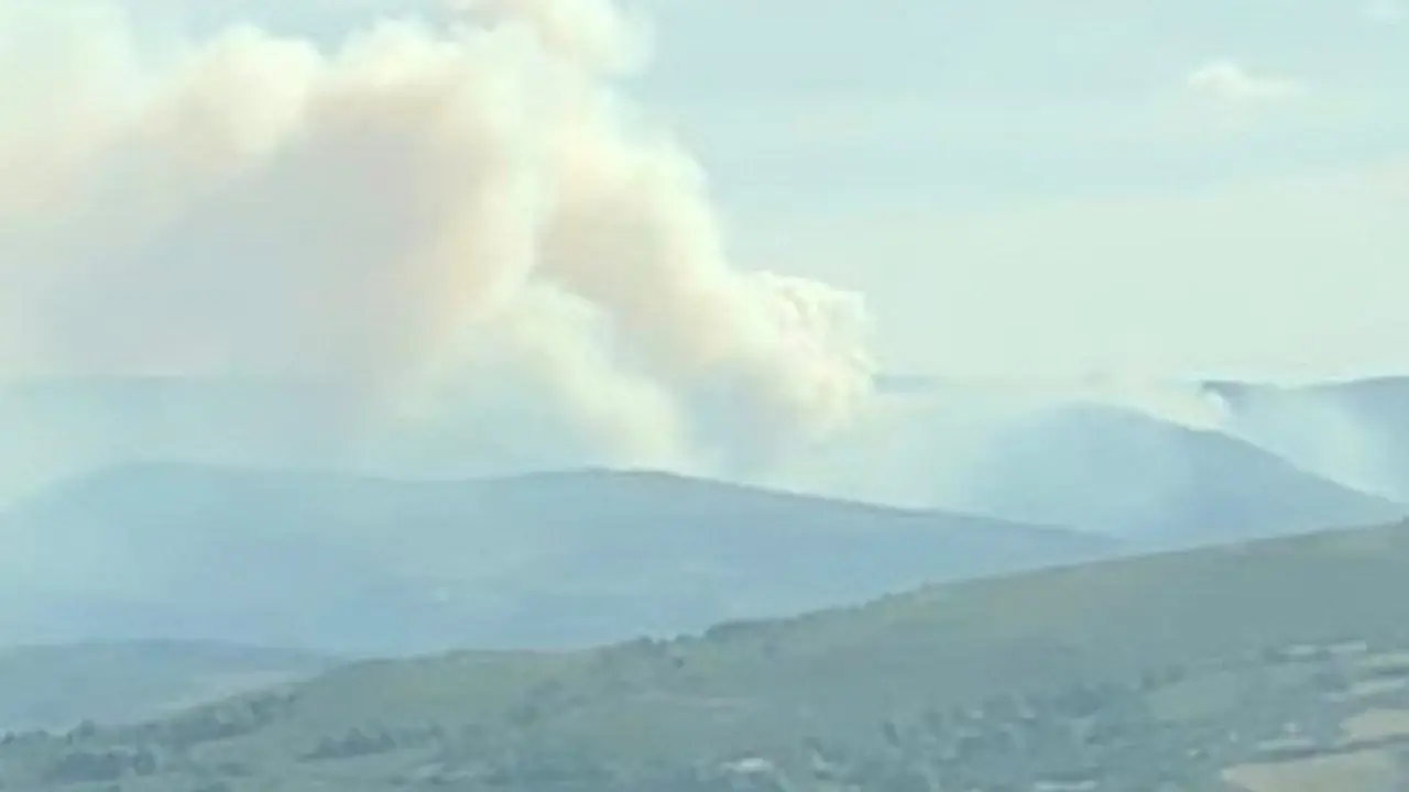 Incendio en Chandrexa. TWITTER (incendiosgalic1)
