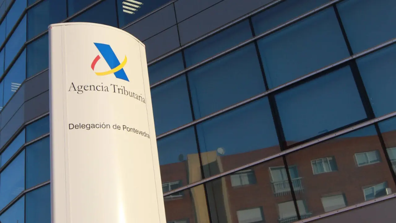 Sede da Axencia Tributaria de Campolongo (Pontevedra). AEP