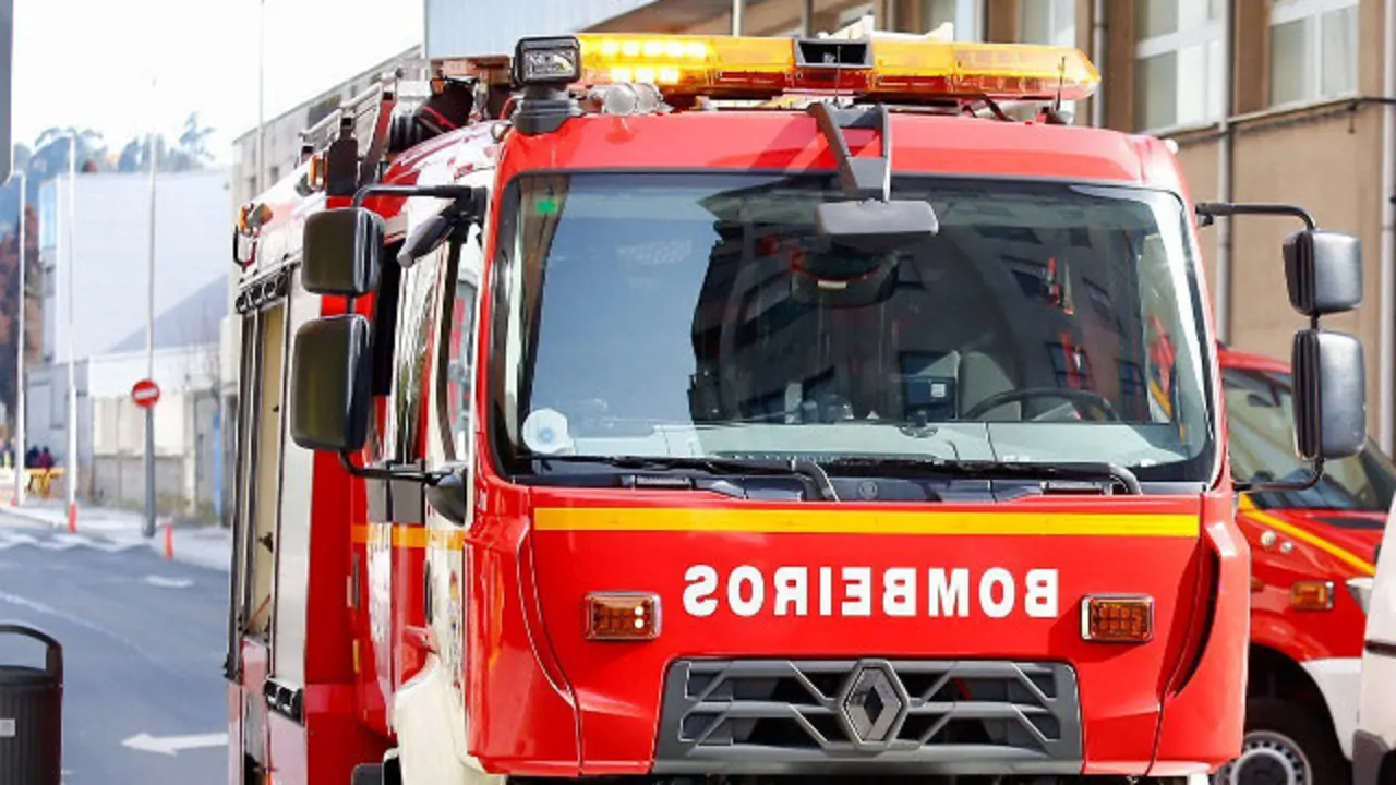 Un camión dos bombeiros. ARCHIVO