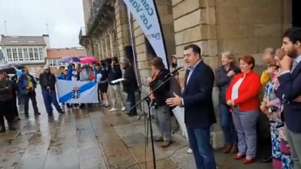 Recimiento de los peregrinos a su llegada. CAPTURA