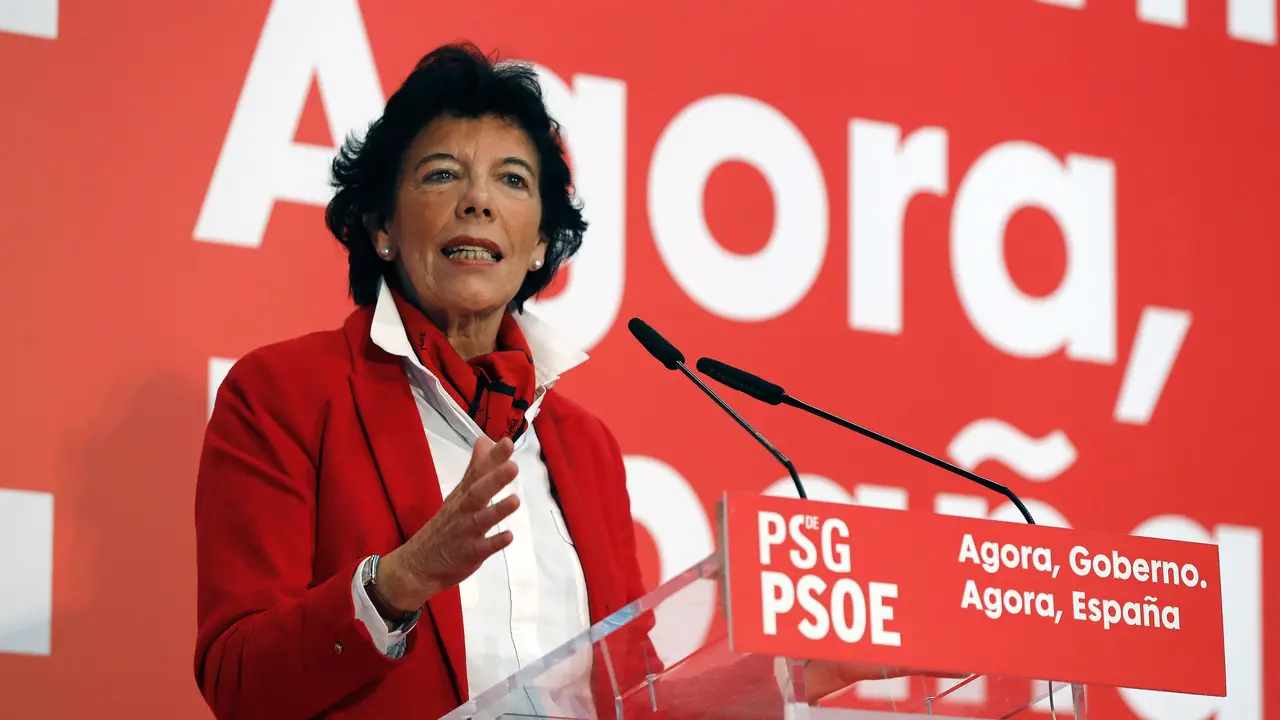 La portavoz del Gobierno, Isabel Celáa. ELISEO TRIGO (EFE)