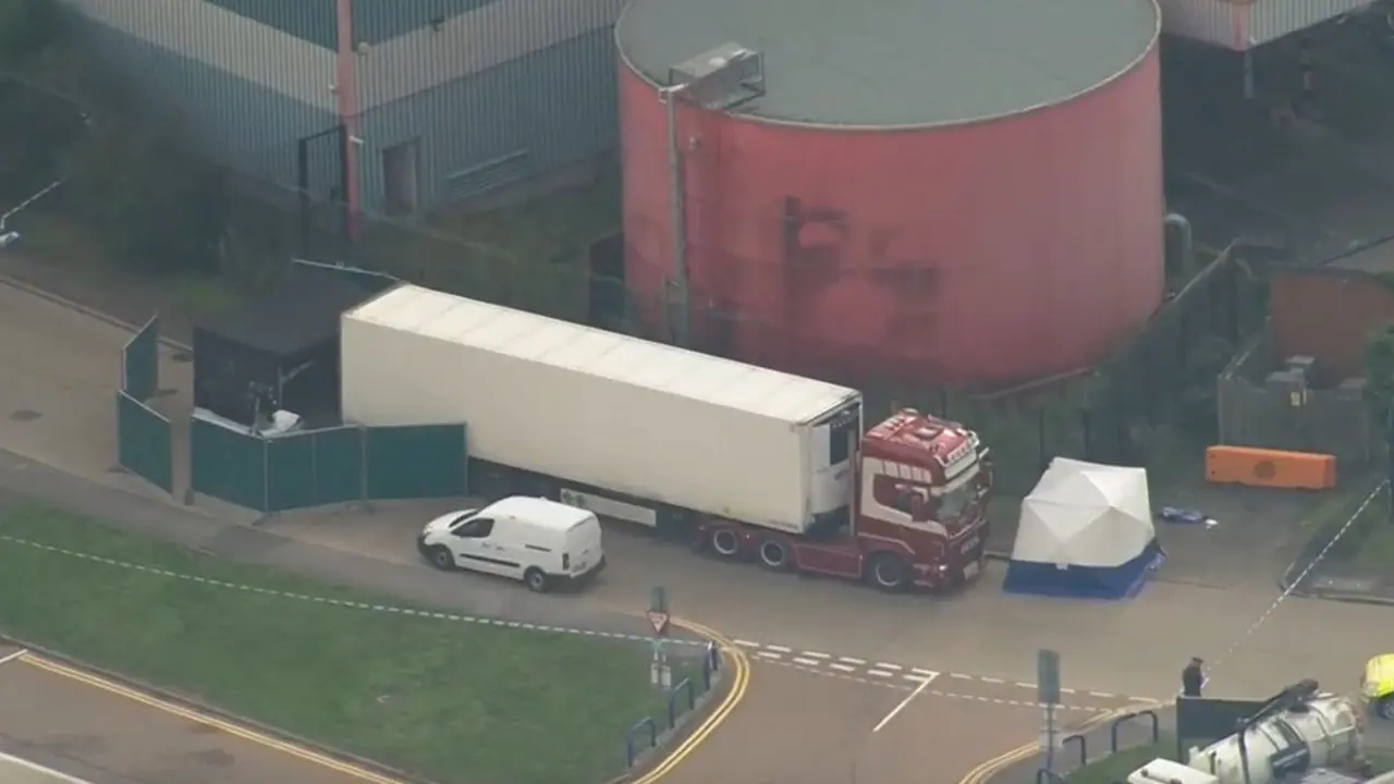 Imagen del cami&oacute;n en el que se hallaron 39 cad&aacute;veres. YOUTUBE