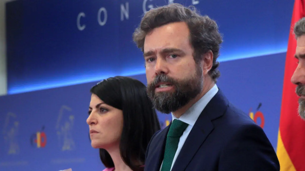 Espinosa de los Monteros, durante una rueda de prensa