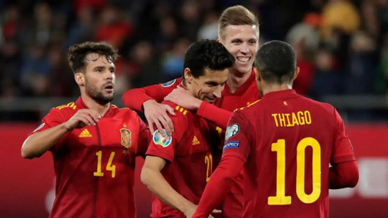 Os xogadores españois celebran un gol. EFE