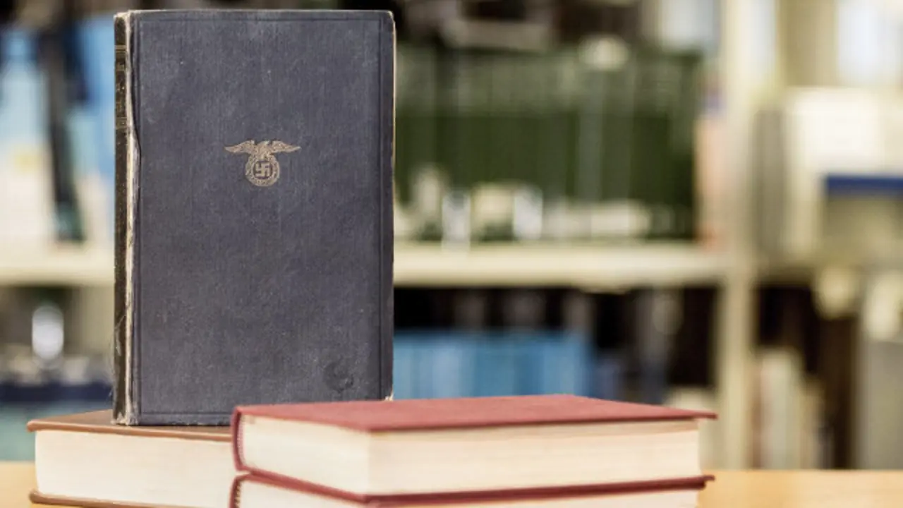 Un exemplar de &#39;A miña loita&#39;. AEP