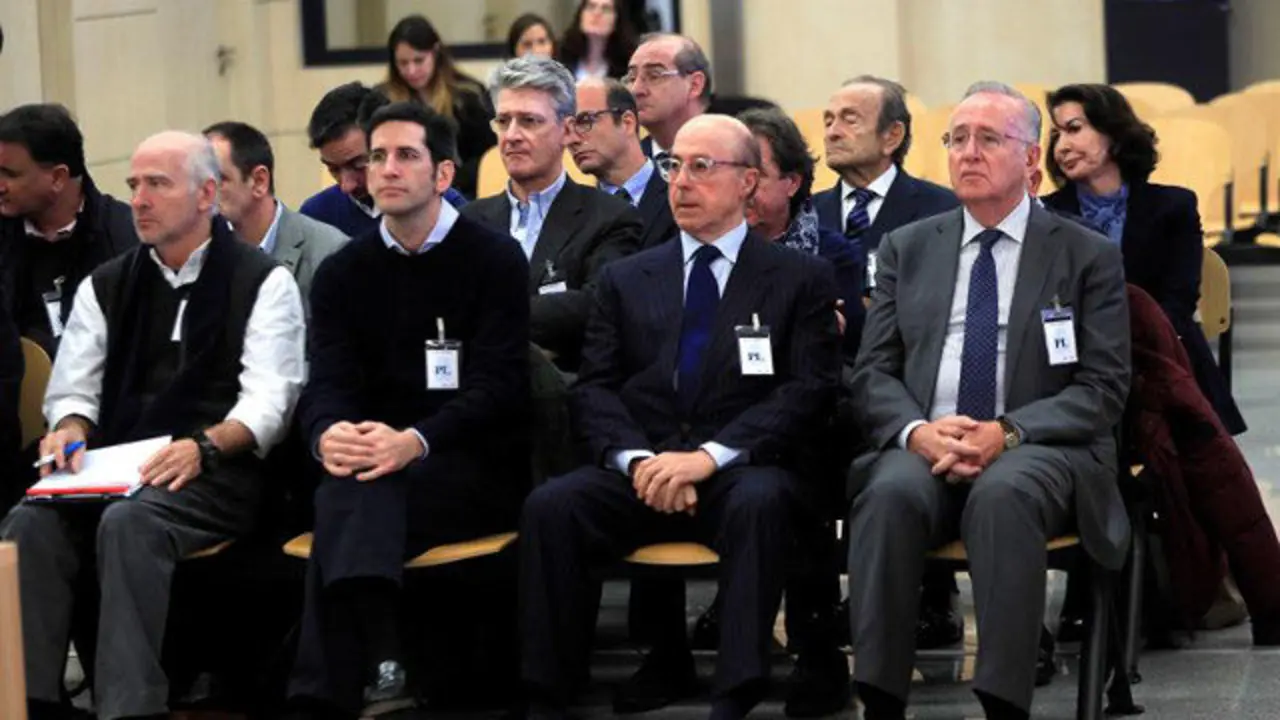 Manuel Fernández de Sousa, junto a los máximos responsables de Pescanova entre 2009 y 2013. FERNANDO ALVARADO