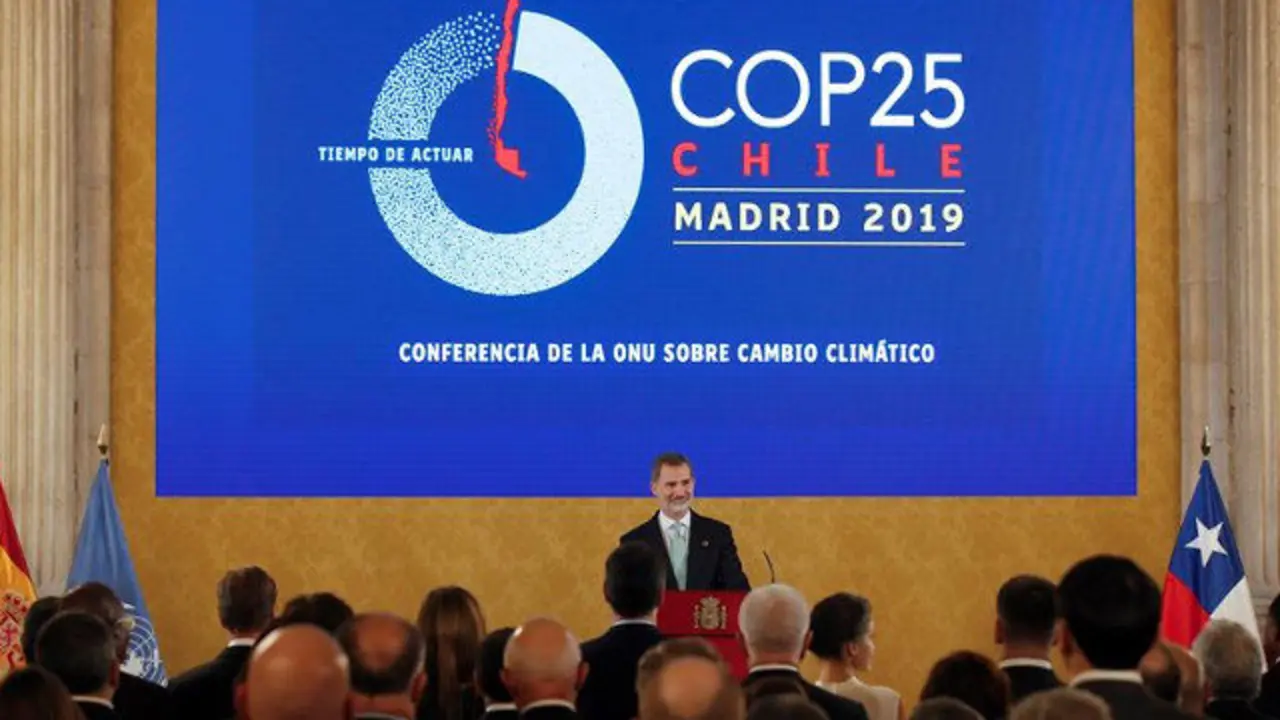 Felipe VI, durante su intervención en la COP25. JUANJO MARTÍN