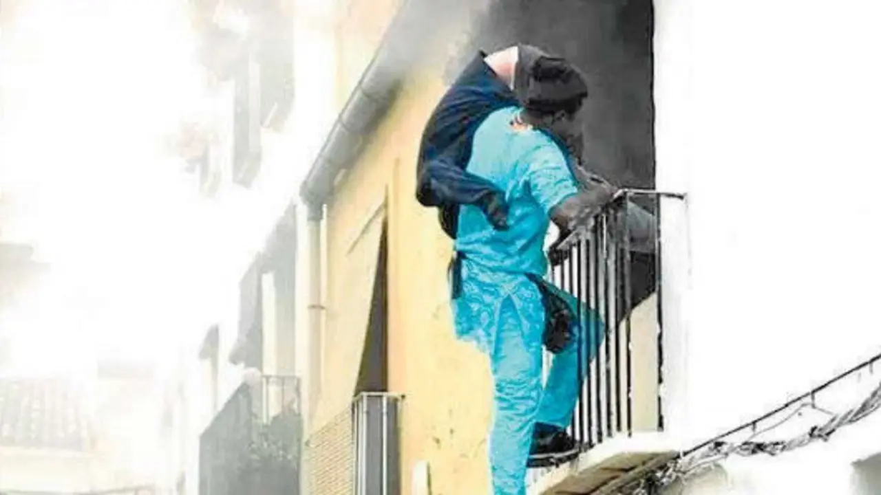 Vecinos de Denia. LEVANTE - Portada