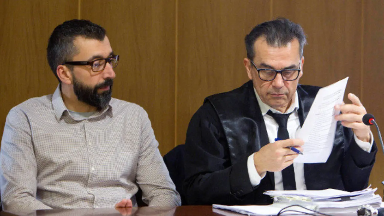 C&eacute;sar A.O., o &uacute;nico acusado polo crime de Ana Enjamio, na sesi&oacute;n final do xu&iacute;zo. SALVADOR SAS (EFE)