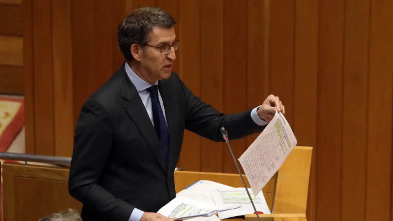 Feijóo, durante o pleno do Parlamento. AGN