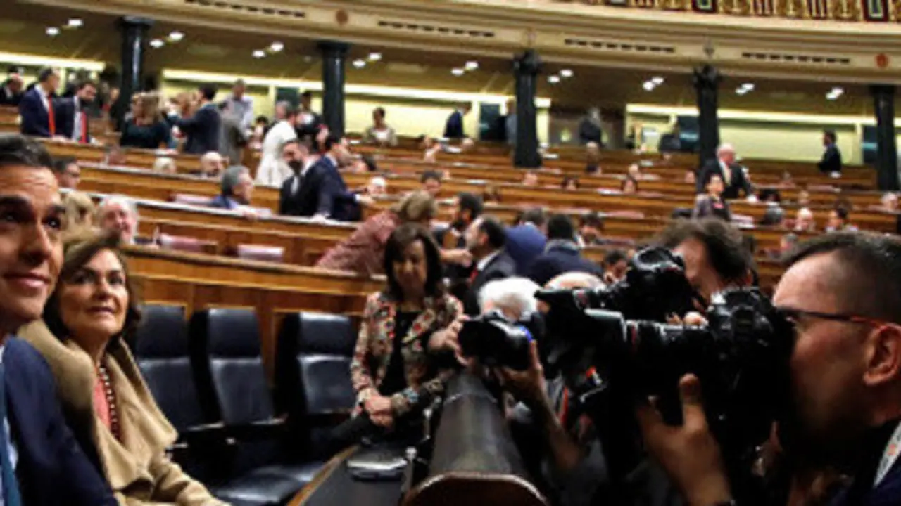 Pedro Sánchez, en la segunda jornada de debate en el Congreso de los Diputados. EFE